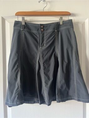 Athleta Grey A-Line Skirt with White Contrast Stitching